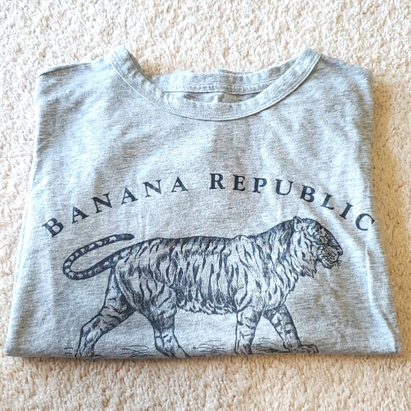 Banana Republic Woman's Shirt - Picture 3 of 5